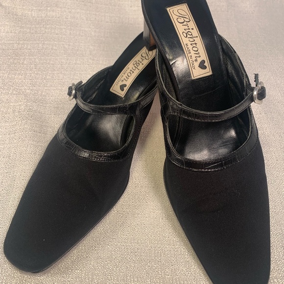 Vintage Brighton black Italian leather & silk heels w/ silver heart buckle - Picture 12 of 12